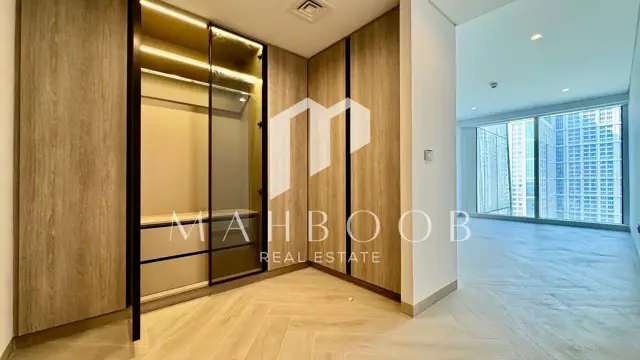 Sea & Canal View | Luxurious Unit | Handover Soon thumbnail 9