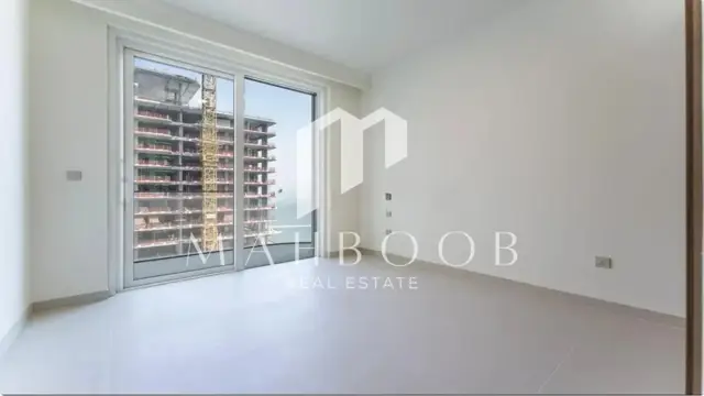 Urgent Sale | Ready & Vacant | 1 BR in Palace Beach Residence Tower 2 thumbnail 7