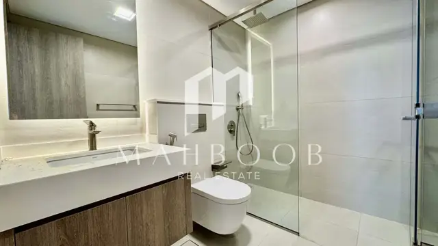Sea & Canal View | Luxurious Unit | Handover Soon thumbnail 12