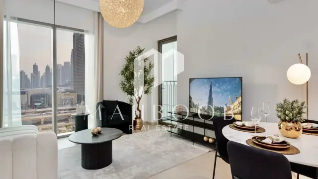 Luxury 2BR | Full Burj & Pool View | Furnished thumbnail 2
