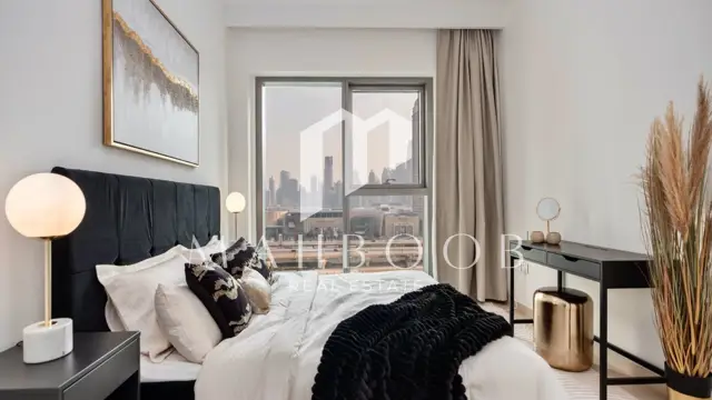 Luxury 2BR | Full Burj & Pool View | Furnished thumbnail 9