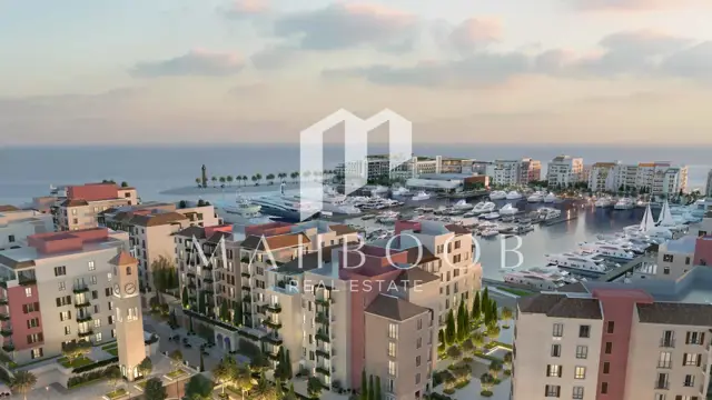 5 BR + Maid Duplex | Waterfront | Private Beach