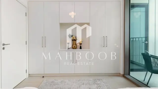 Luxury 2BR | Full Burj & Pool View | Furnished thumbnail 14