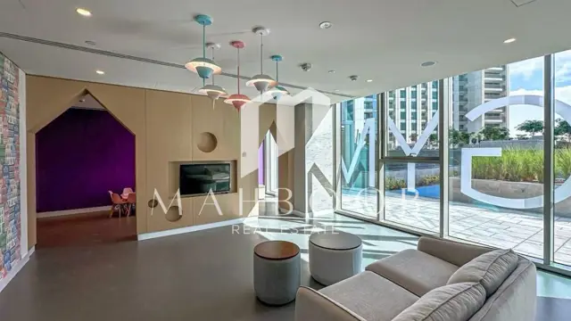 Luxury 2BR | Full Burj & Pool View | Furnished thumbnail 24