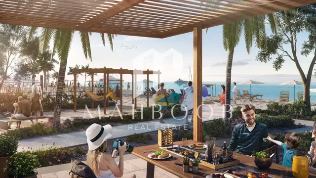 5 BR + Maid Triplex | Beachfront | Private Pool thumbnail 15