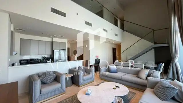 Urgent Sale | 4 BR + Maid in Samana Skyview thumbnail 5