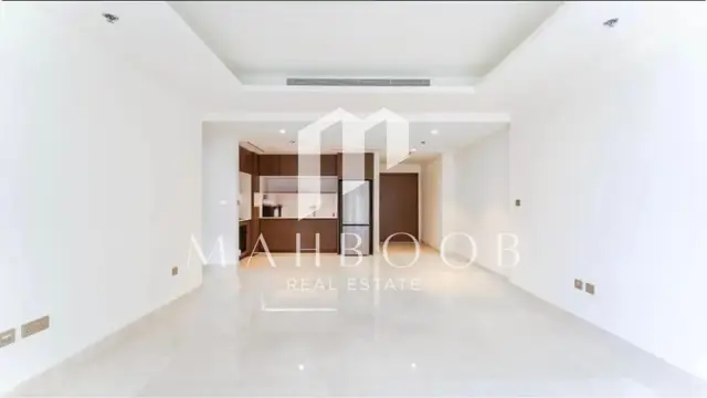 Urgent Sale | Ready & Vacant | 1 BR in Palace Beach Residence Tower 2 thumbnail 8