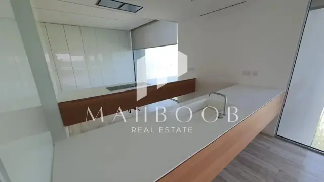 Urgent Sale | Ready & Vacant | 3 BR in Muraba Residence thumbnail 23