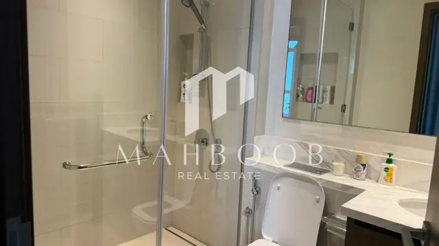 Urgent Sale | 4 BR + Maid in Samana Skyview thumbnail 18