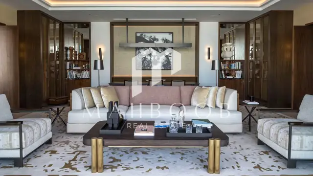 The Lana Dorchester Collection thumbnail 7